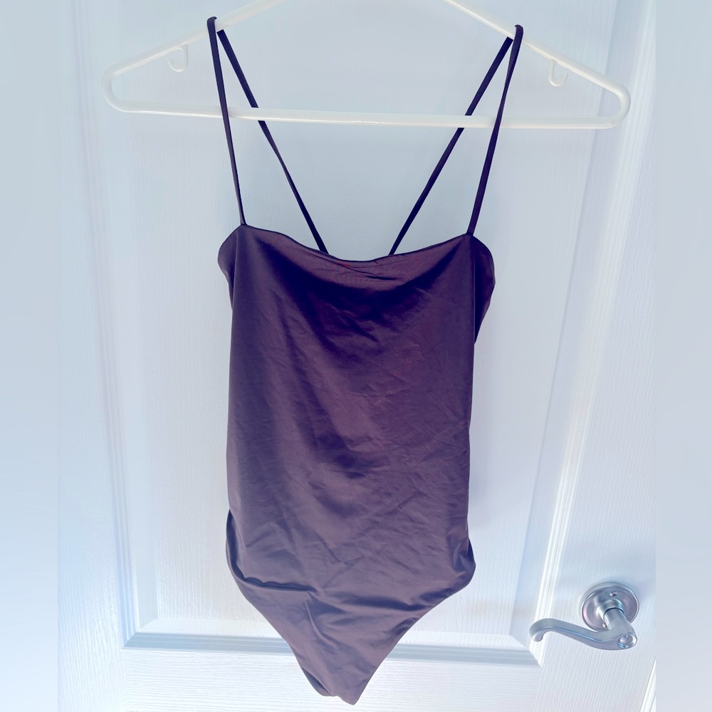 Plum Aritzia Wilfred Free Cross Back Bodysuit Size S